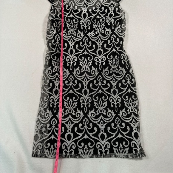 Adrianna Papell Hailey Cap Sleeve Beaded Mini Dress Womens Size 12 Black White - Picture 9 of 14